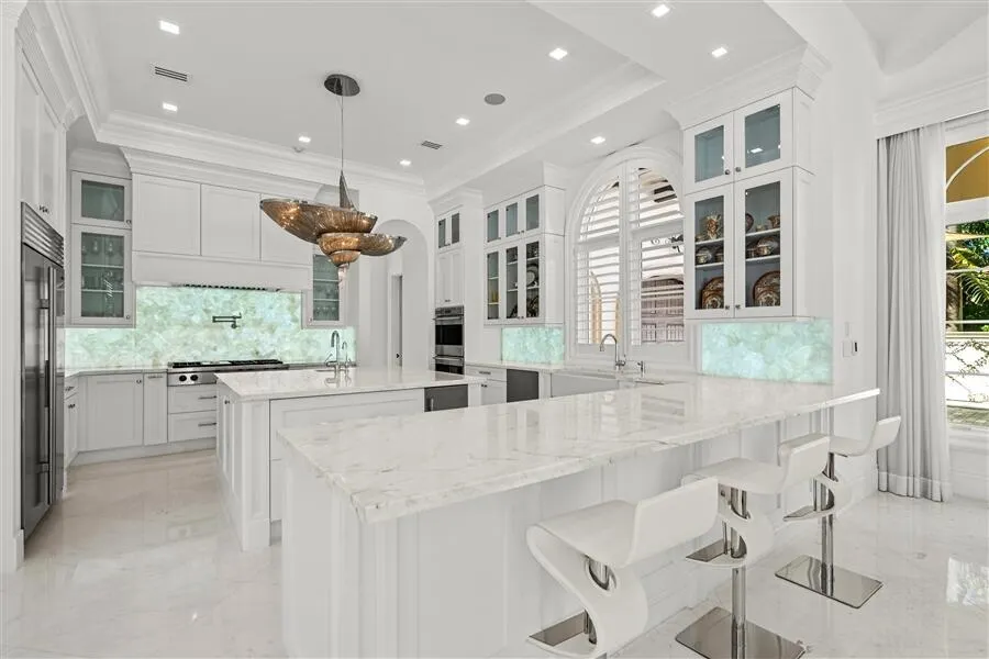 1033 Seasage Drive