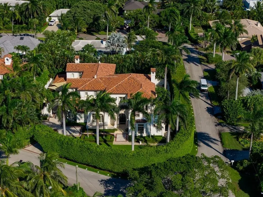 1033 Seasage Drive