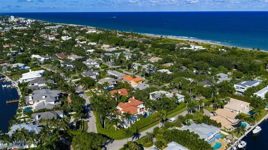 1033 Seasage Drive