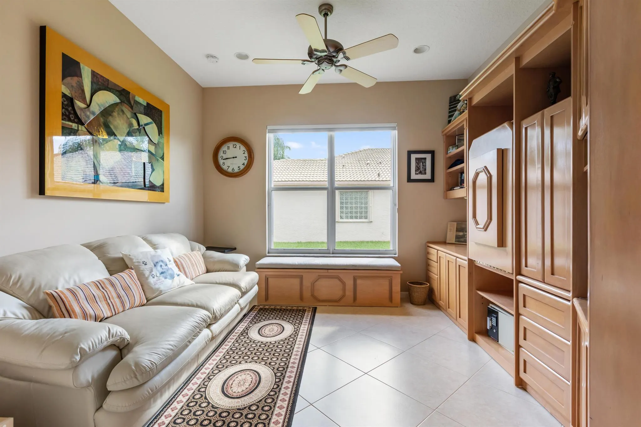 8806 Laguna Royale