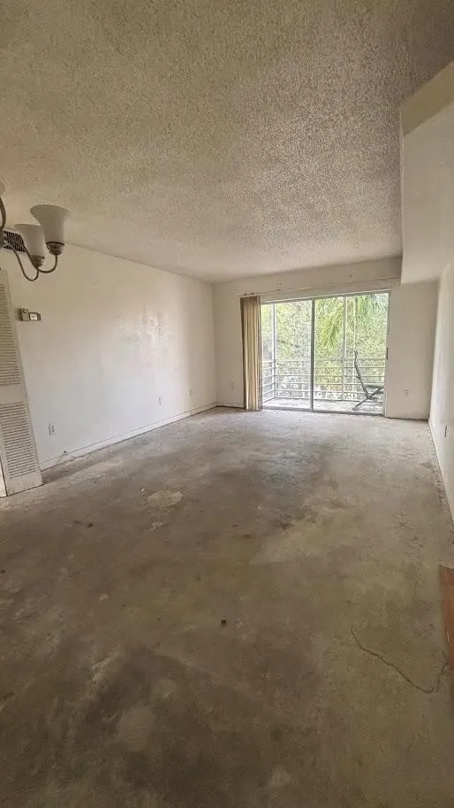 2800 NW 56th Avenue, #B306