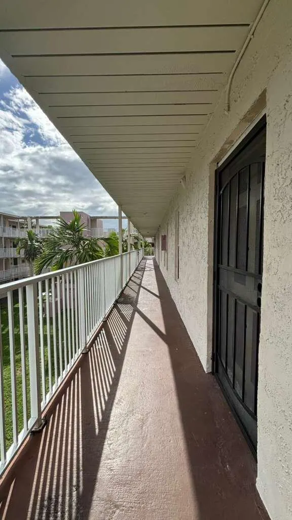 2800 NW 56th Avenue, #B306