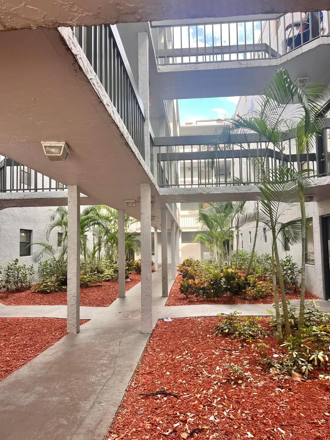 1820 N Congress Avenue, #410