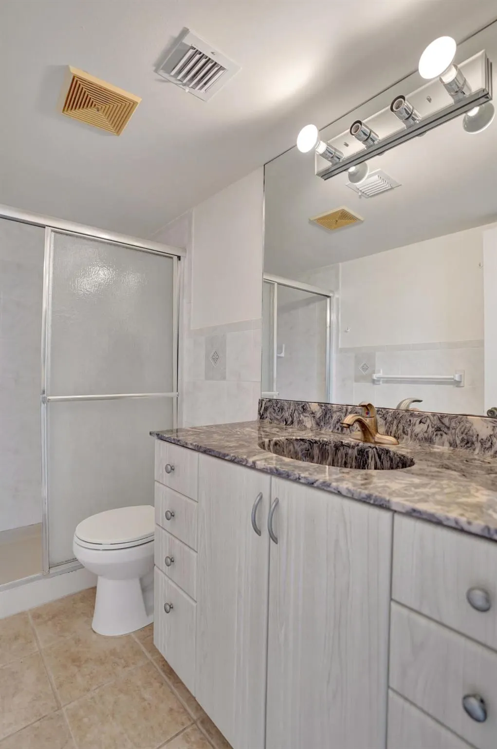 890 N Federal Highway, #410