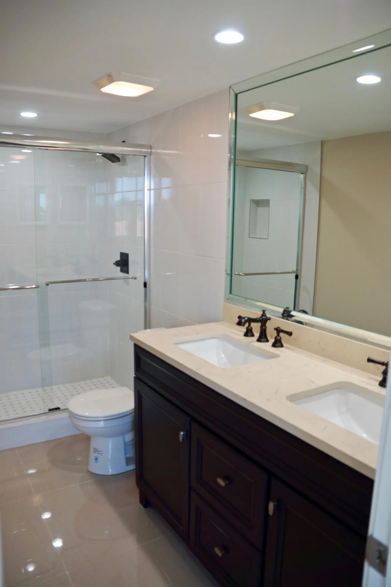 301 Croton Avenue #406