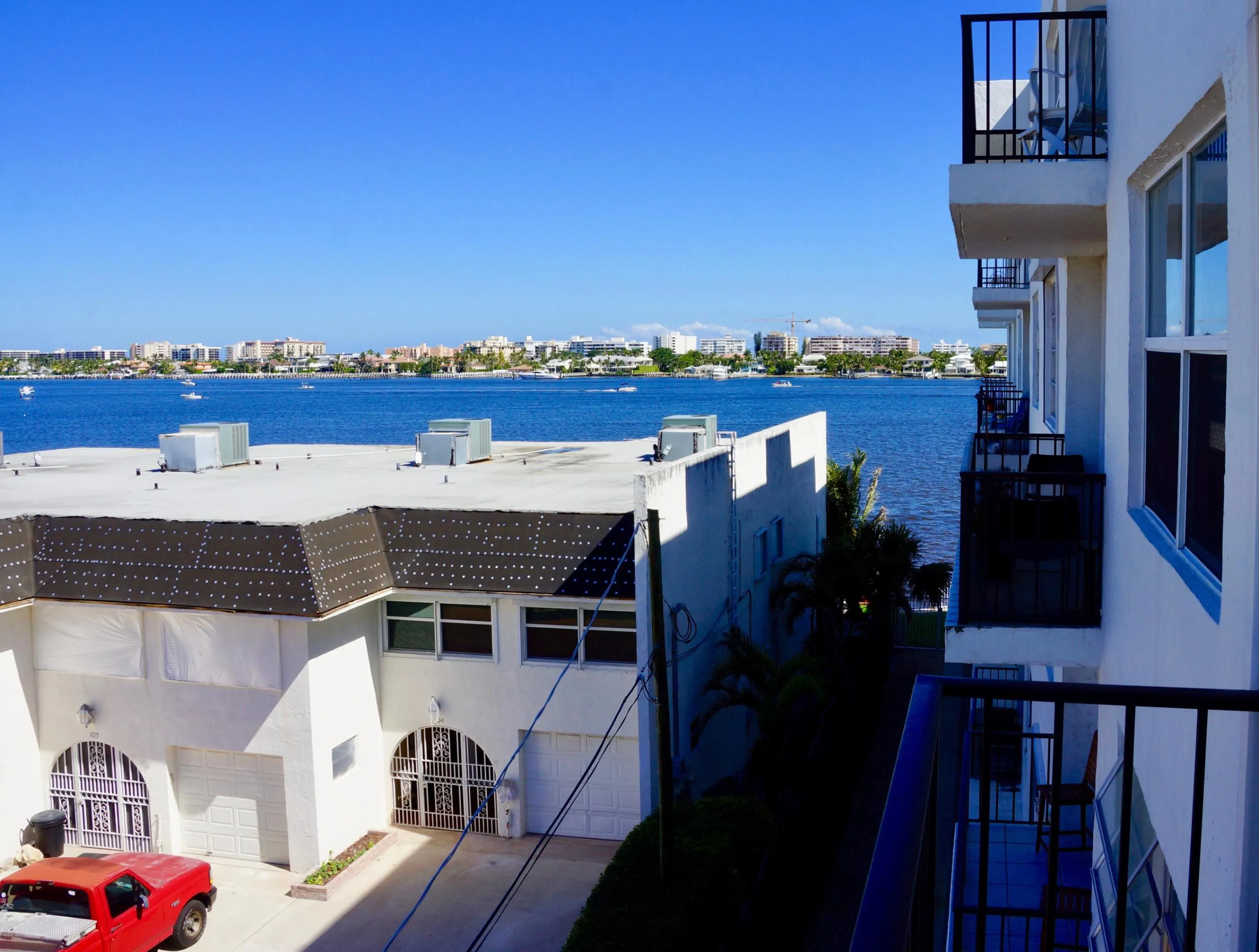 301 Croton Avenue #406