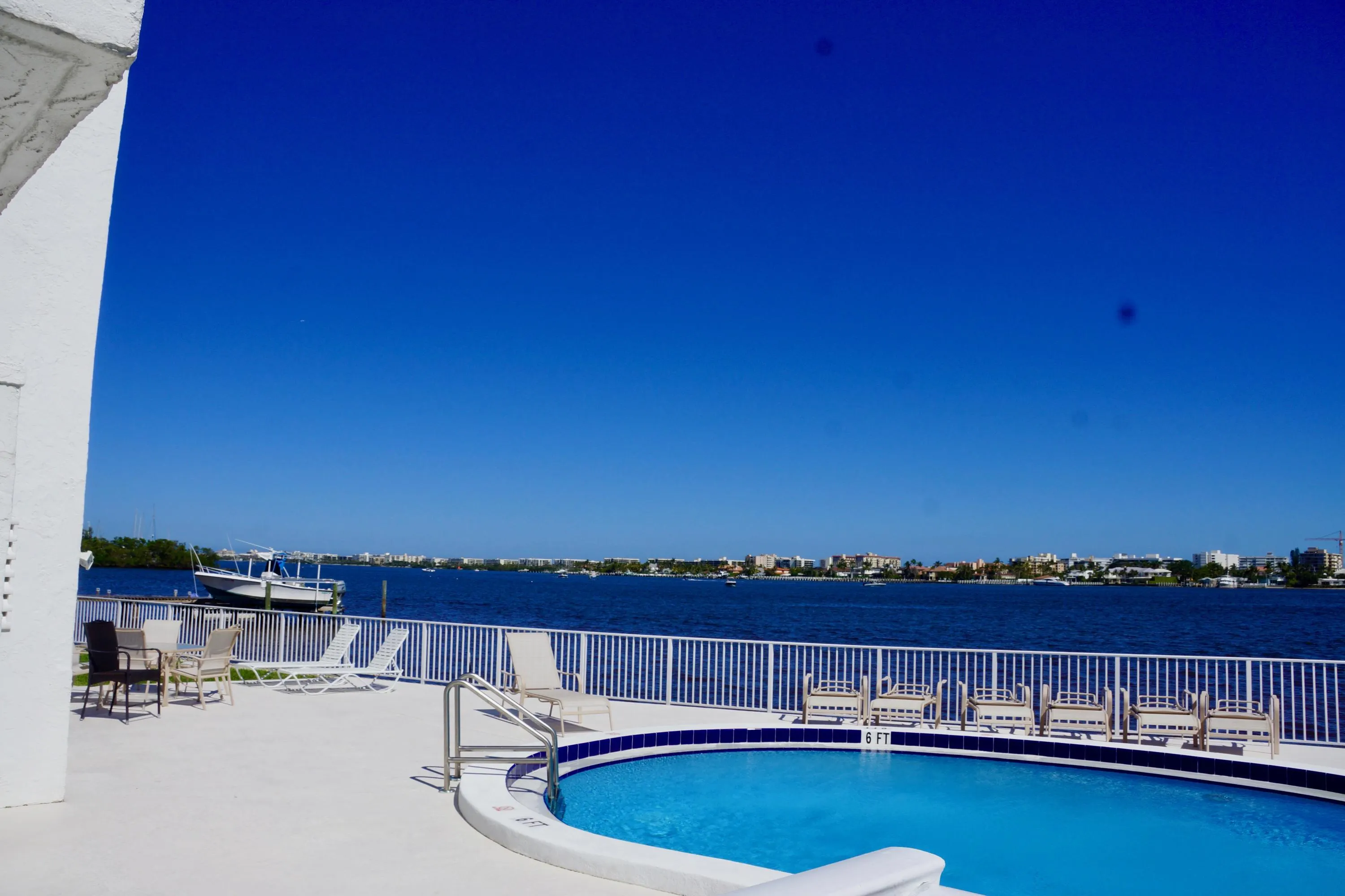 301 Croton Avenue #406