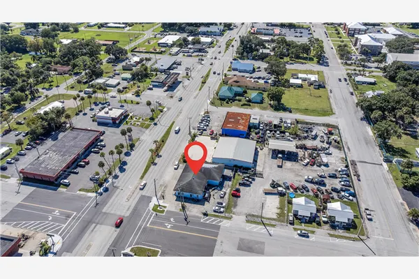 400 S Parrott Avenue