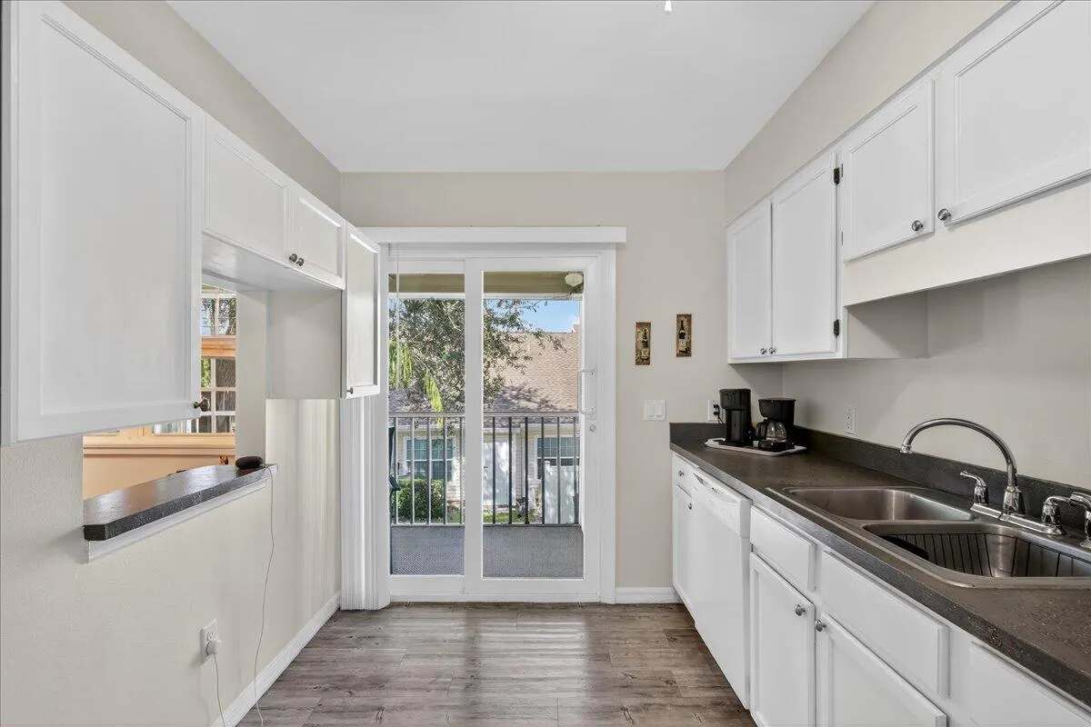 1924 Westminster Circle, #104