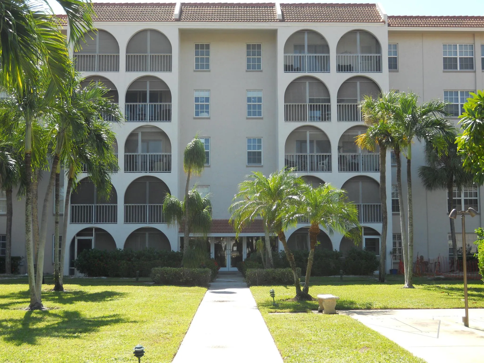 250 NE 20 Street, #123s