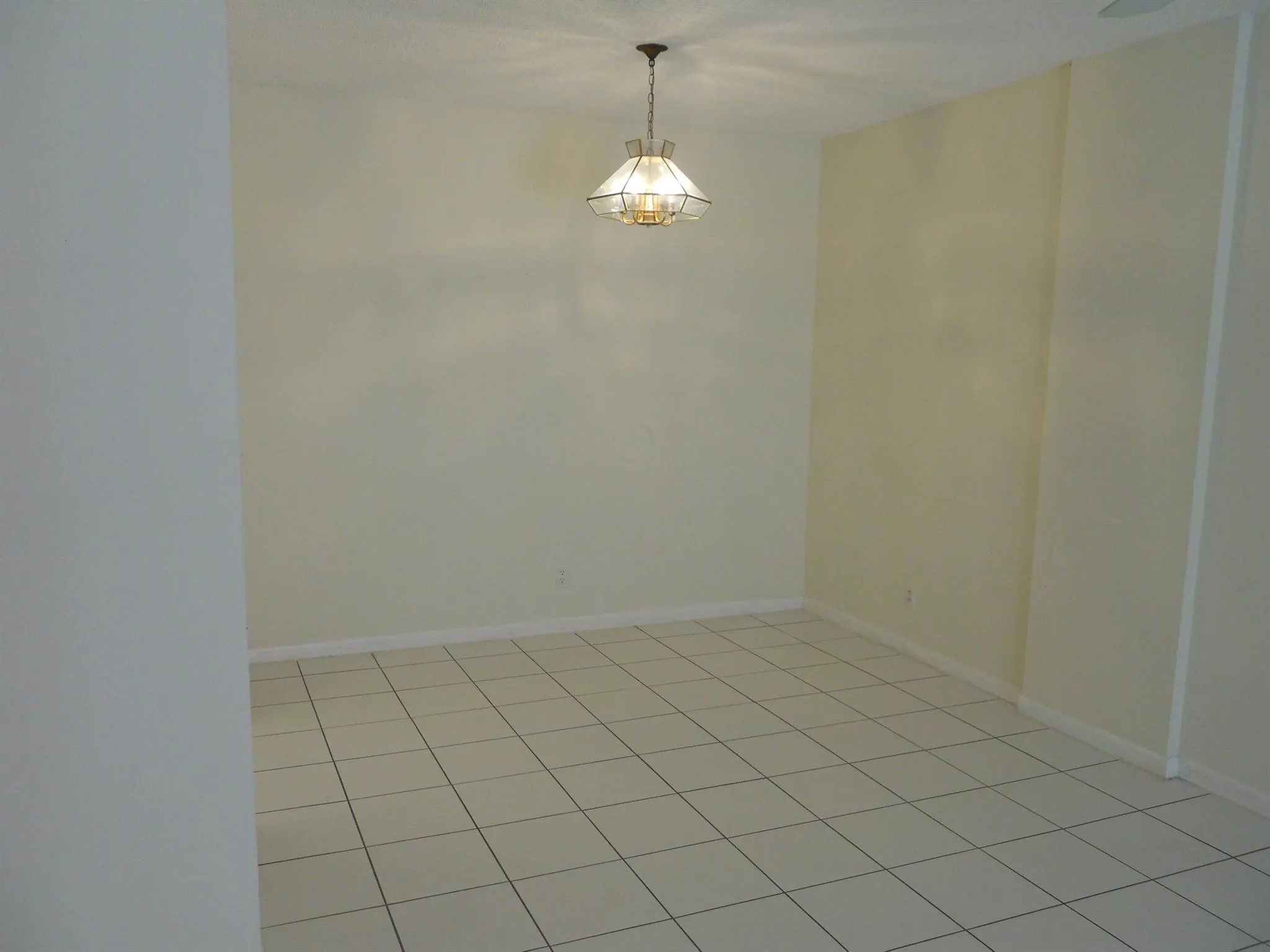 250 NE 20 Street, #123s