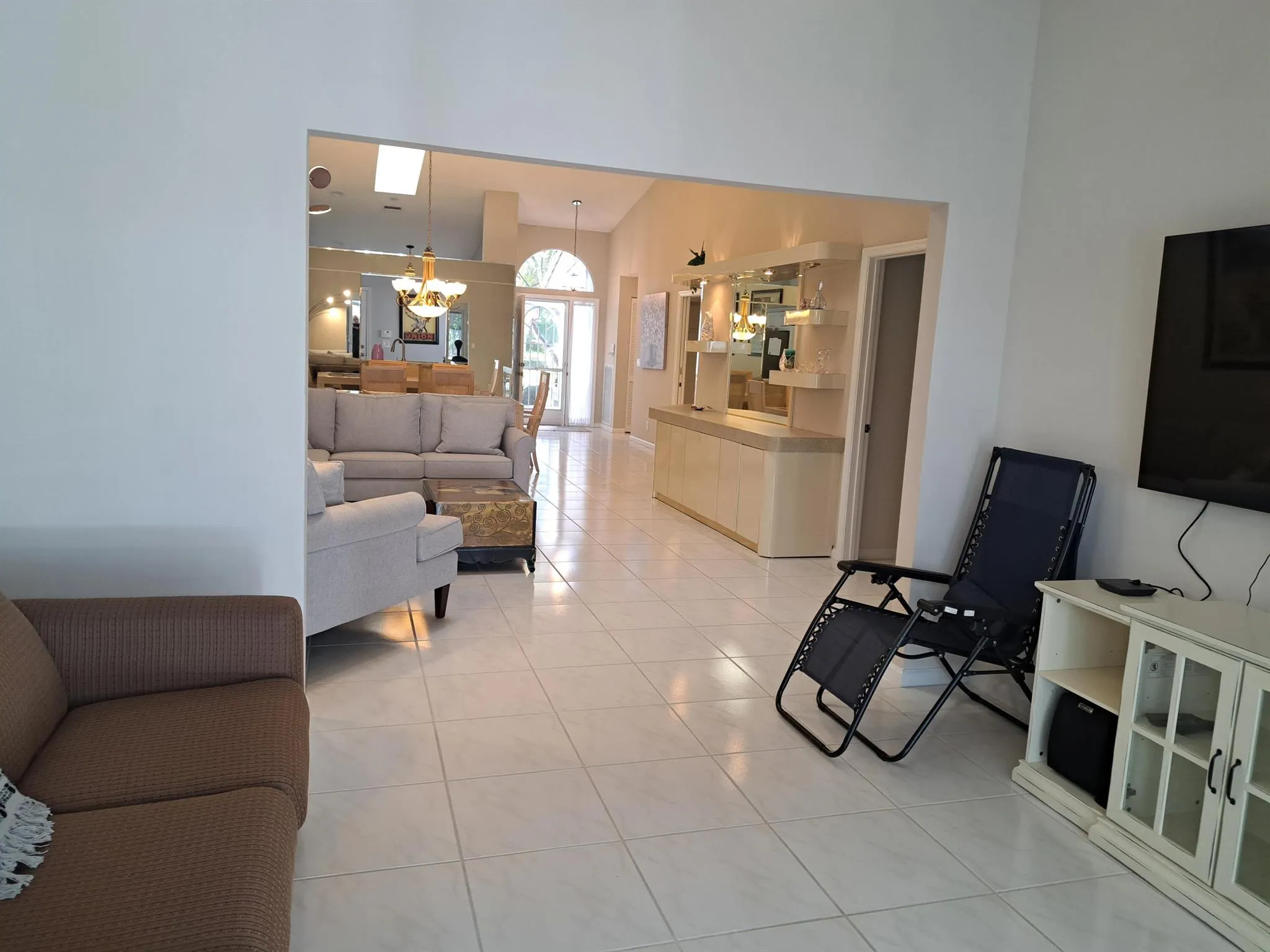 7047 Summer Tree Drive