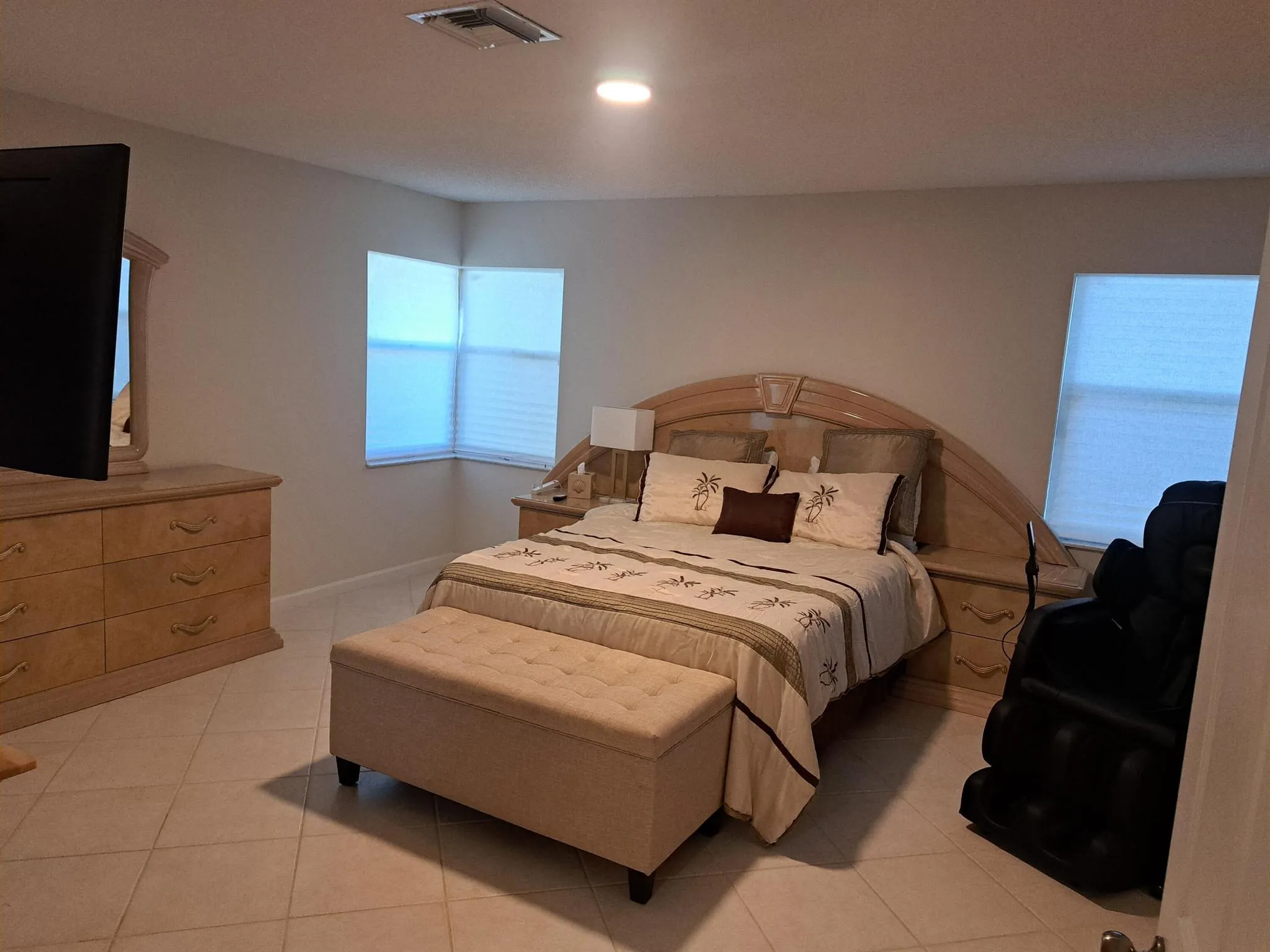 7047 Summer Tree Drive