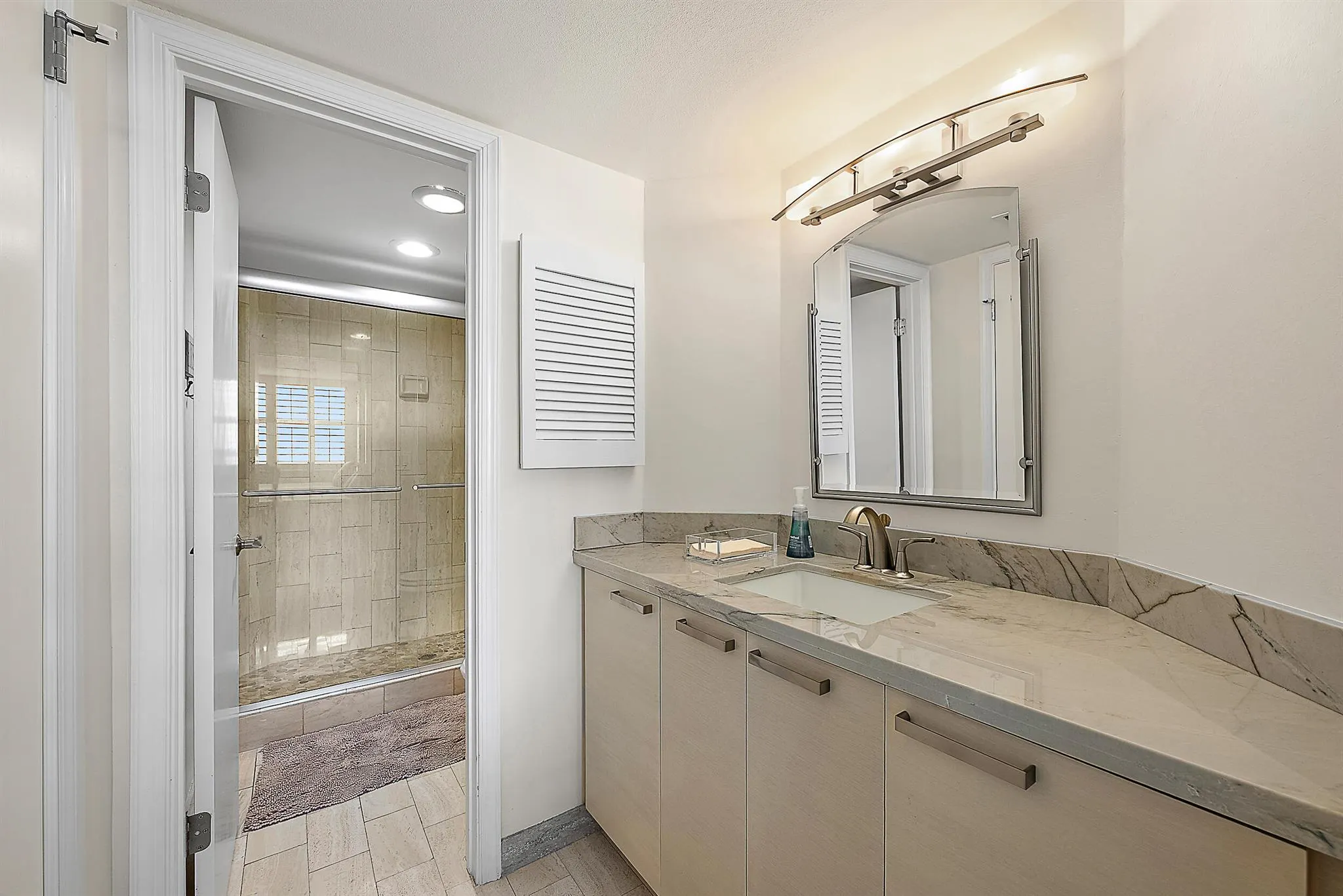 5200 N Ocean Drive, #505