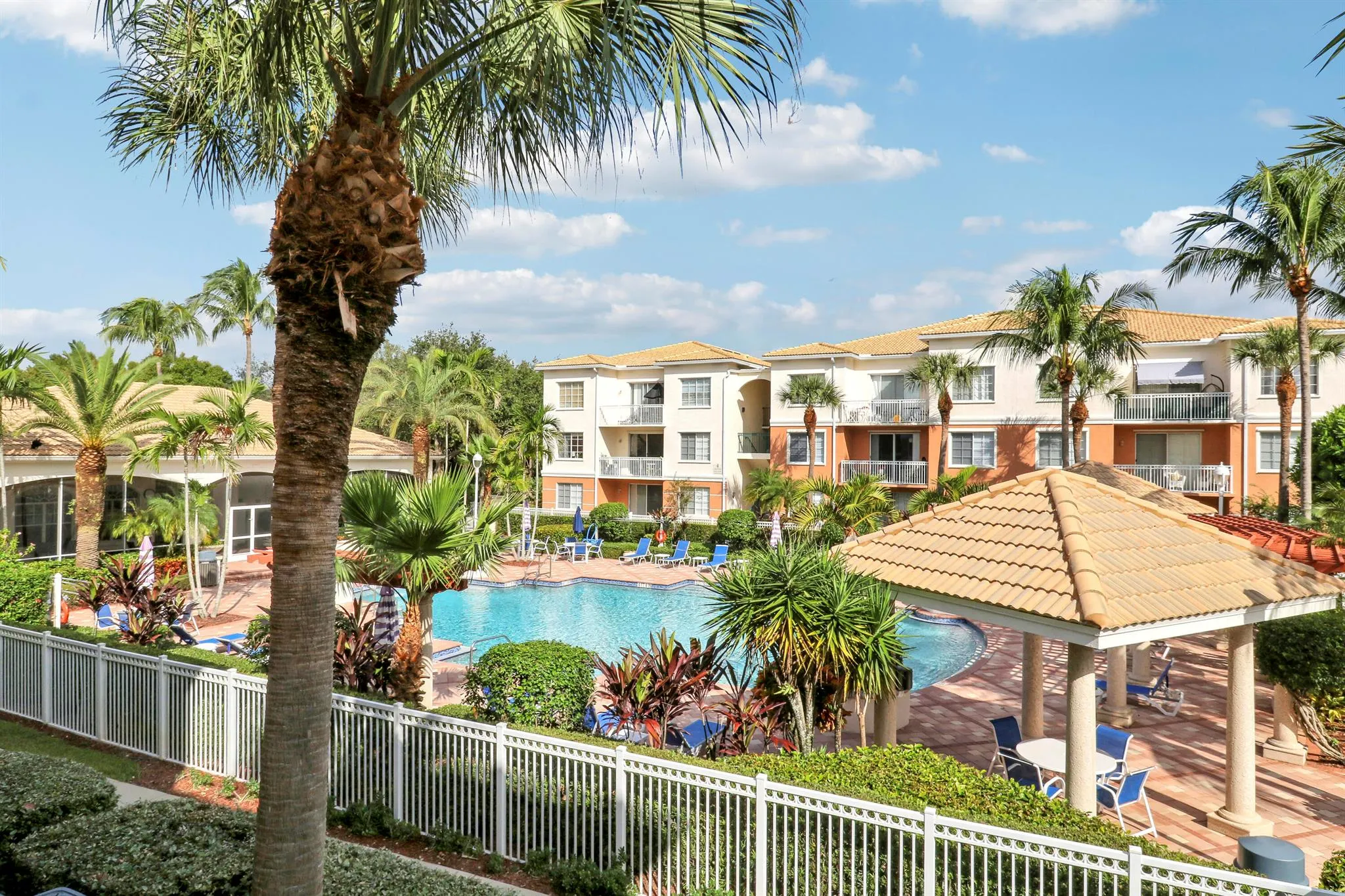 5206 Myrtlewood Circle E, #5206