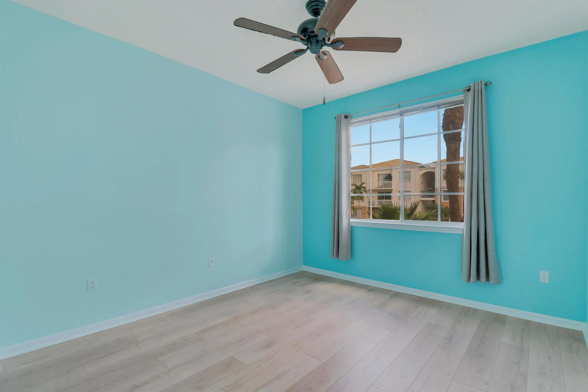 5206 Myrtlewood Circle E, #5206