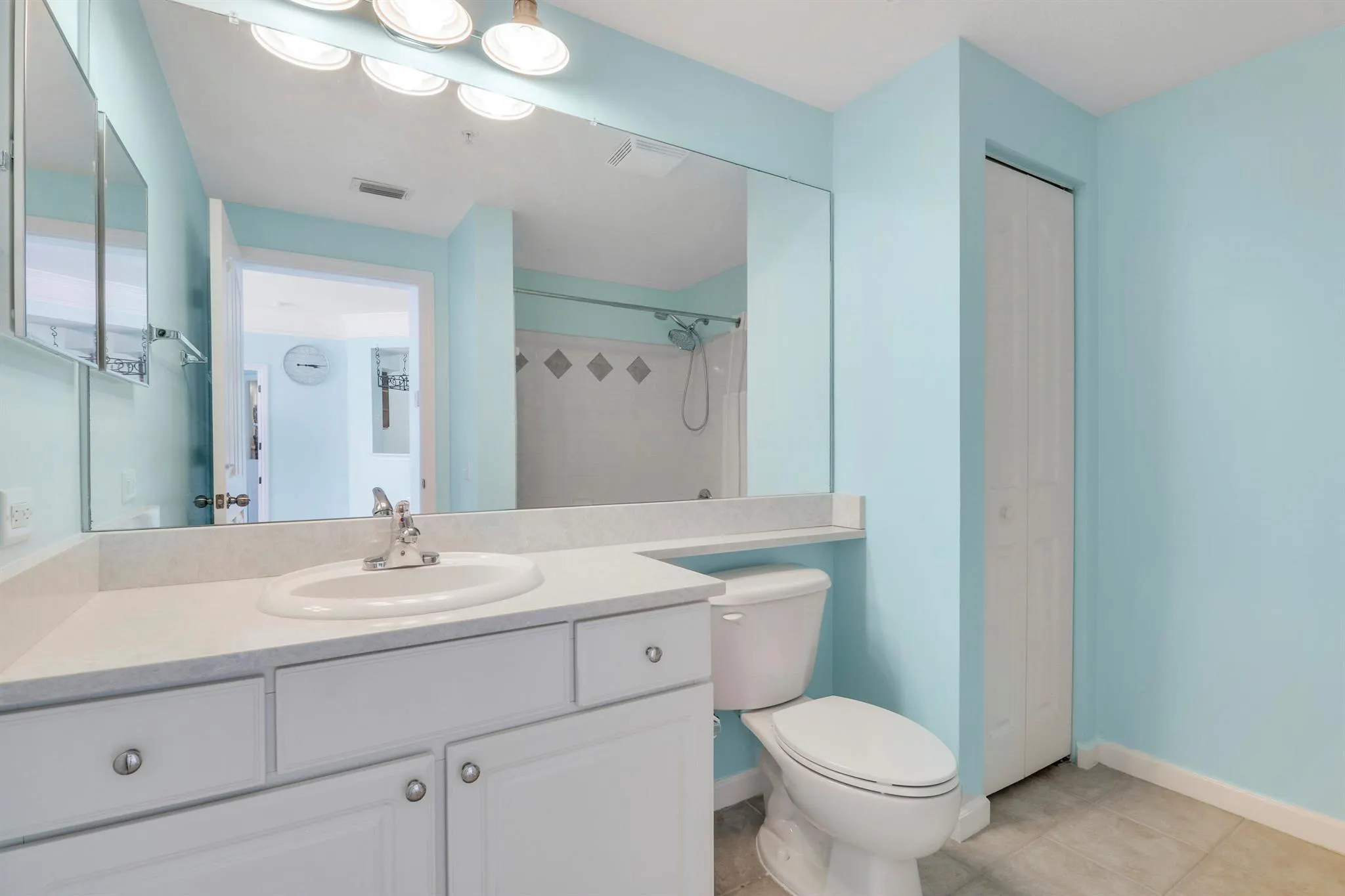 5206 Myrtlewood Circle E, #5206