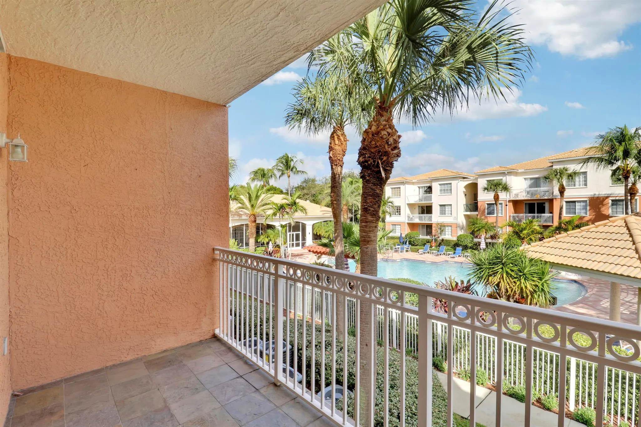 5206 Myrtlewood Circle E, #5206