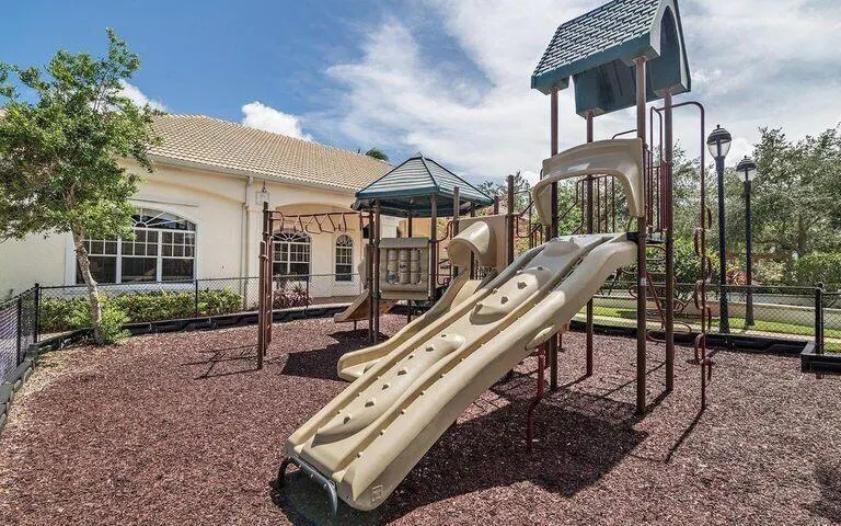 5206 Myrtlewood Circle E, #5206