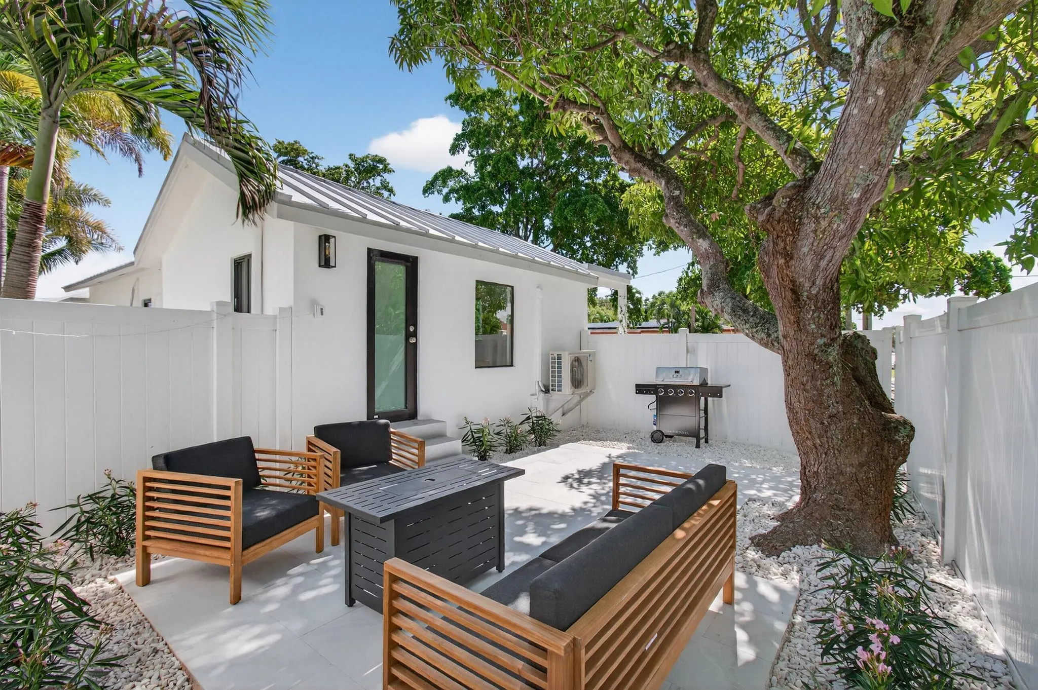 515 NW 1st Street, #1