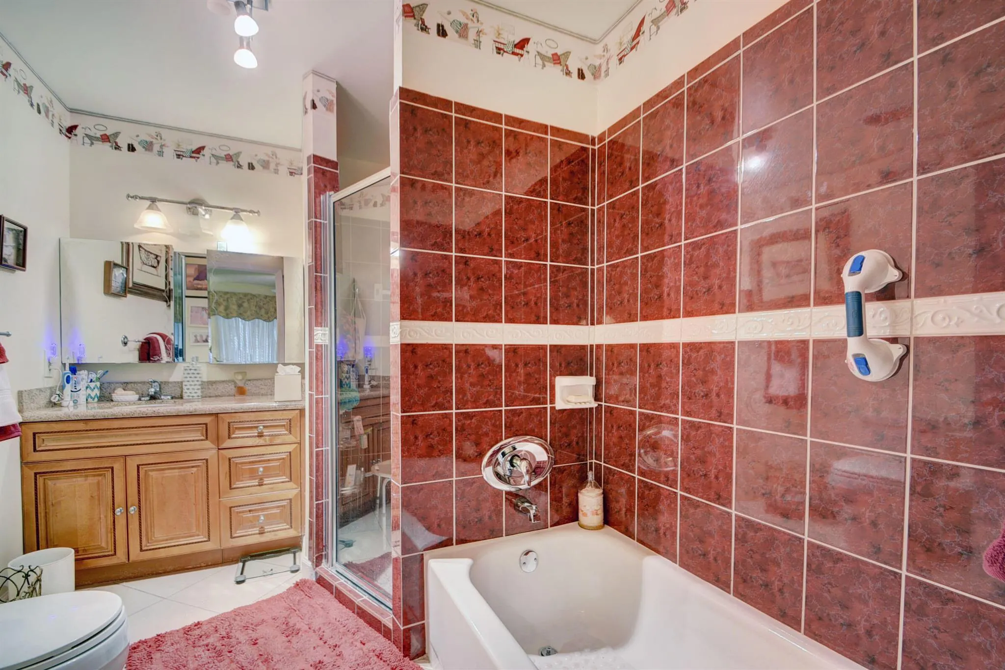 5882 Lincoln Circle W