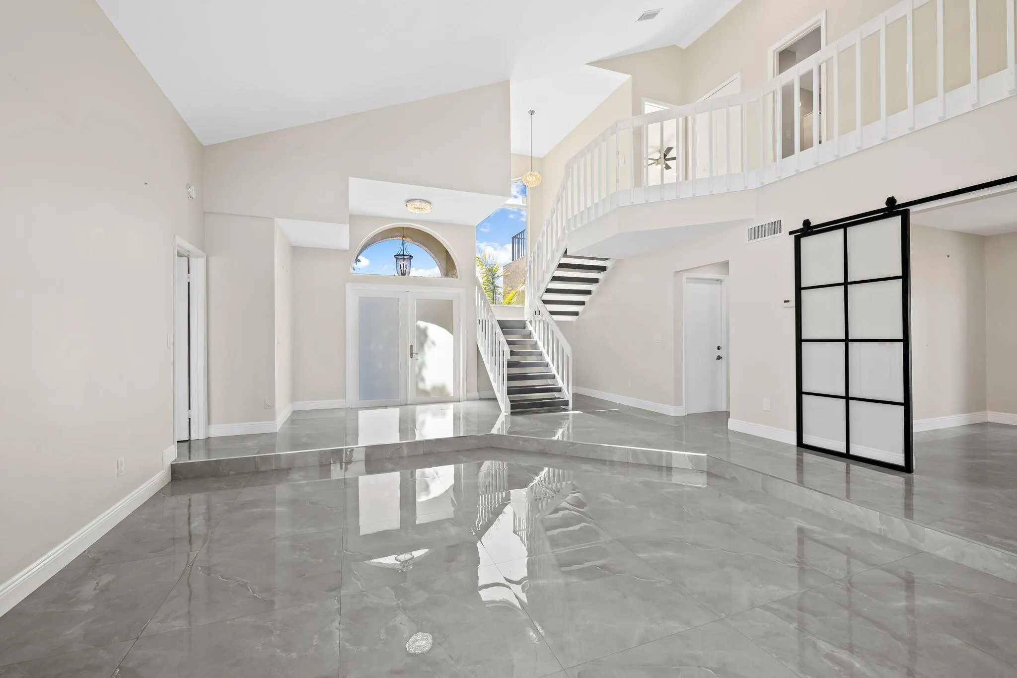 23162 L'Ermitage Circle