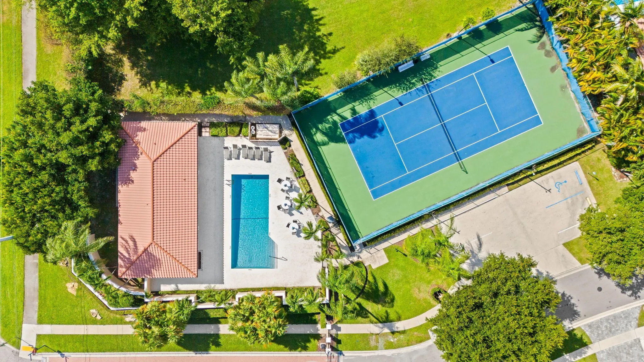 23162 L'Ermitage Circle