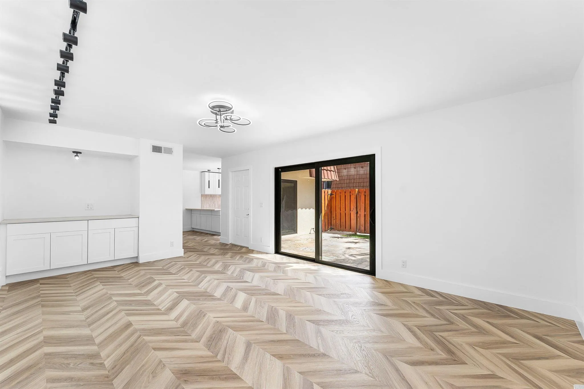 3007 San Clara Drive, #5-B