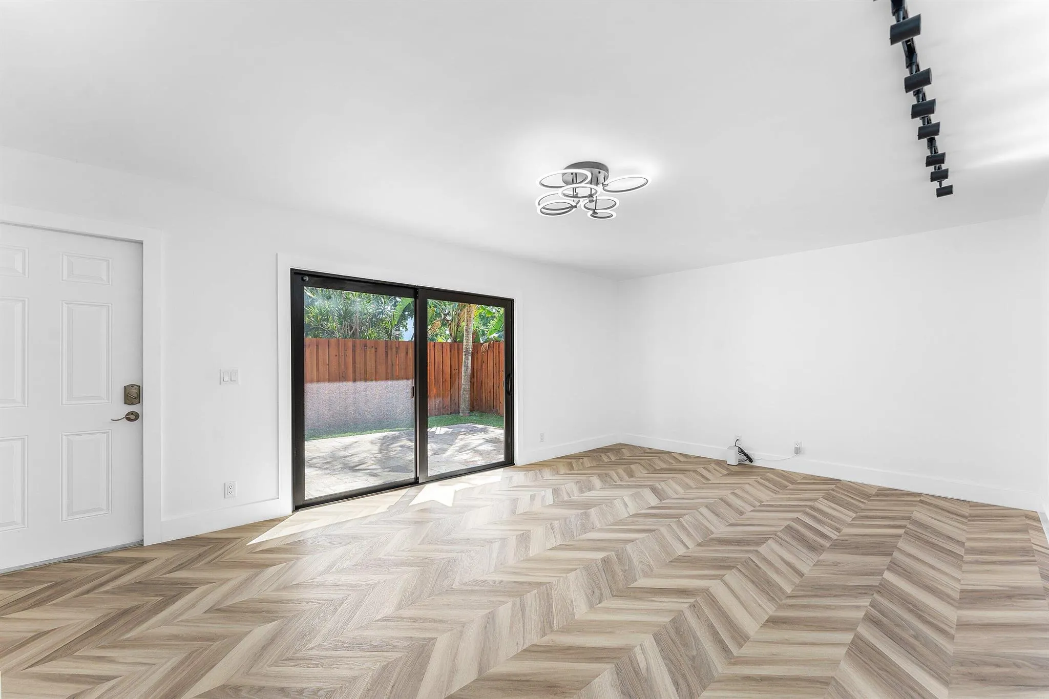 3007 San Clara Drive, #5-B