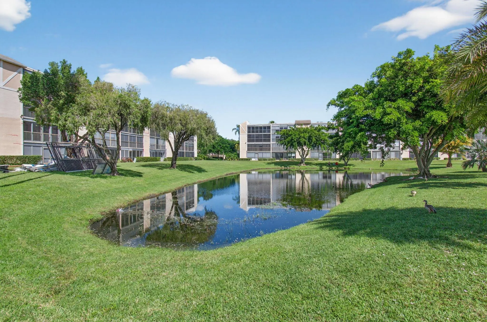 7006 Huntington Lane, #306