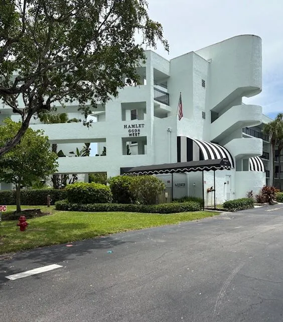 6698 10th Avenue N, #320