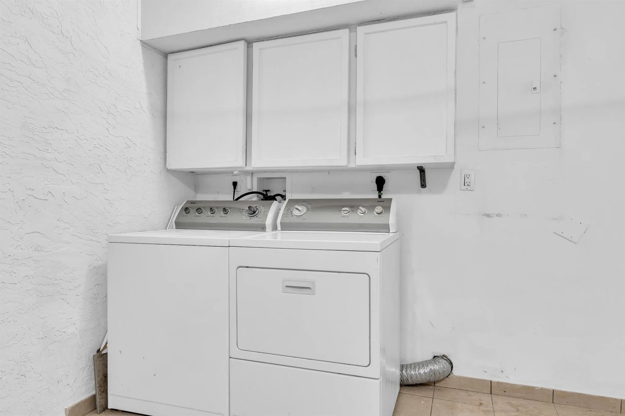 10296 Windswept Place