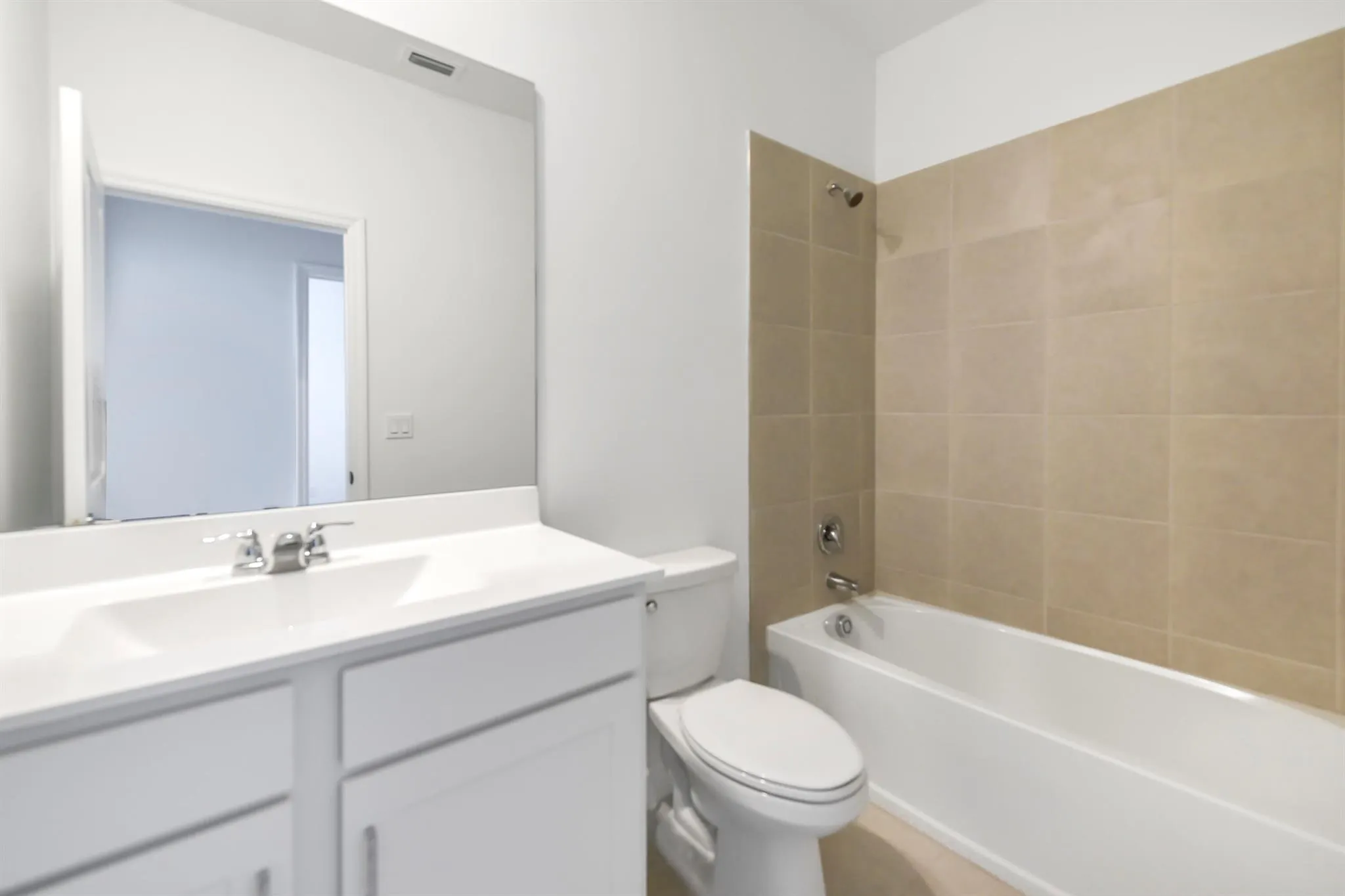 4519 Hollister Avenue