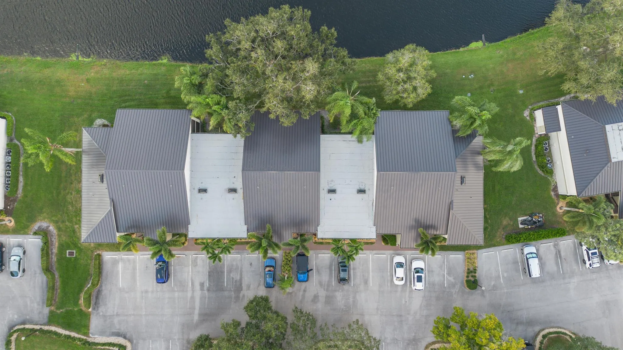 6944 Briarlake Circle, #205