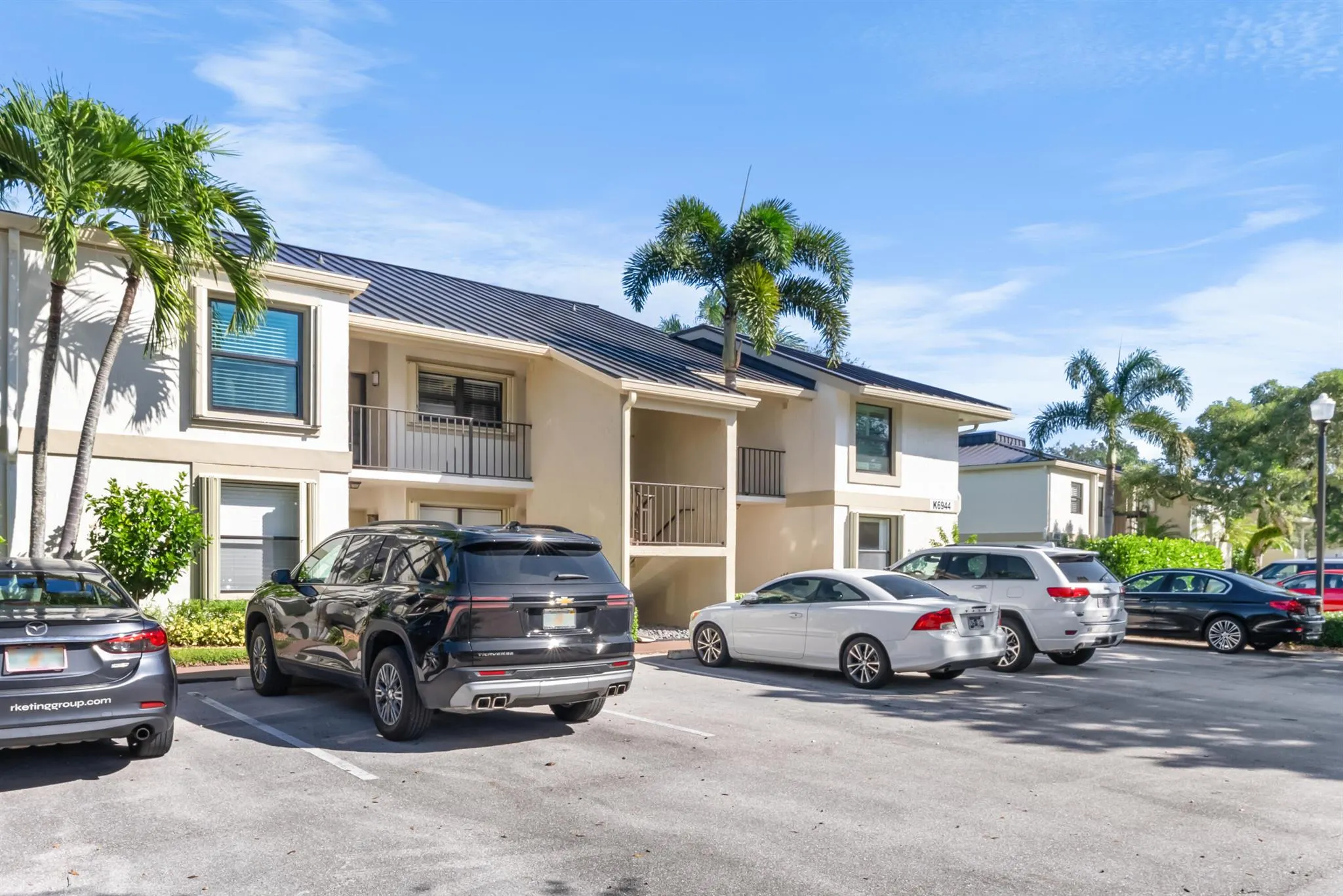 6944 Briarlake Circle, #205