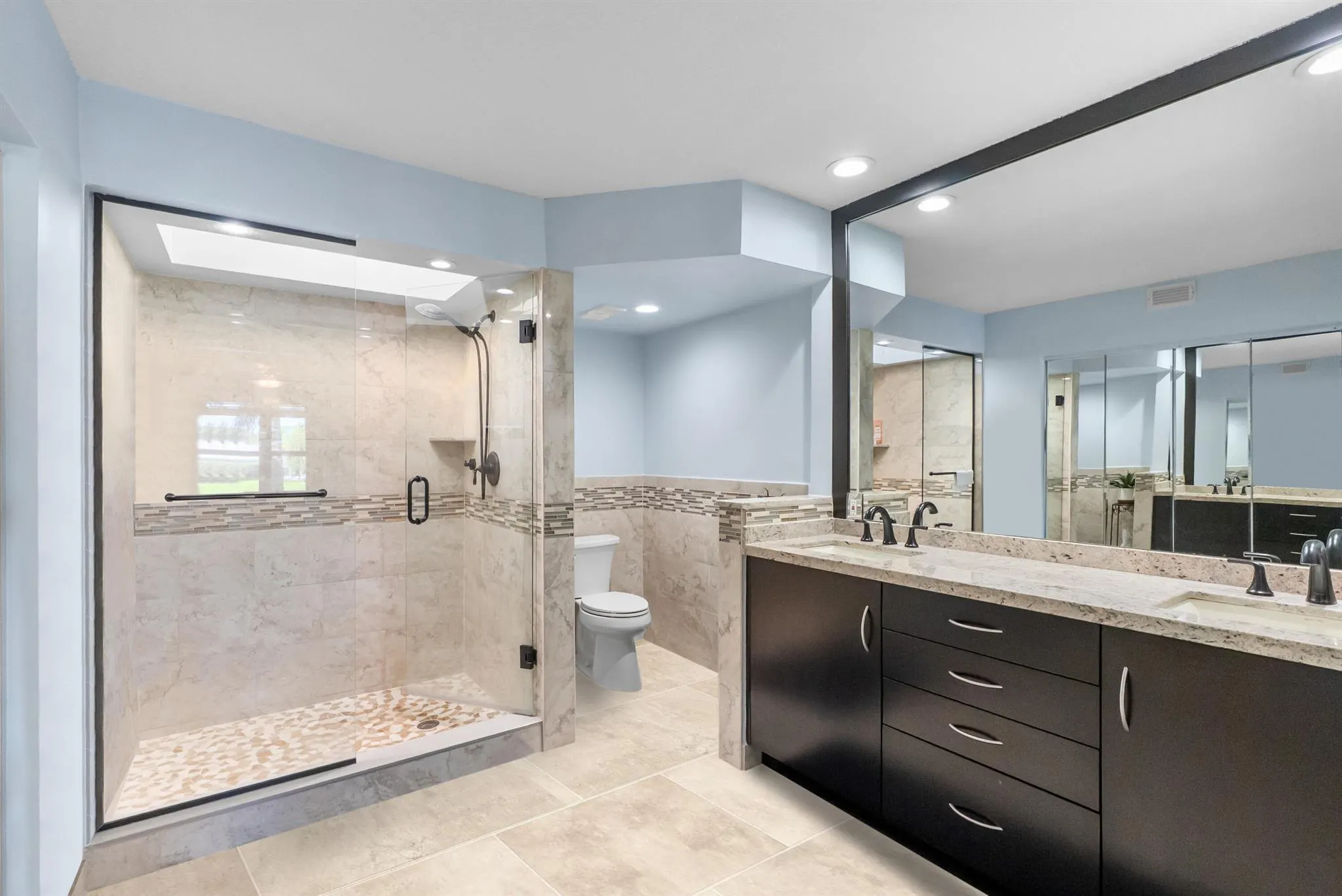 6944 Briarlake Circle, #205