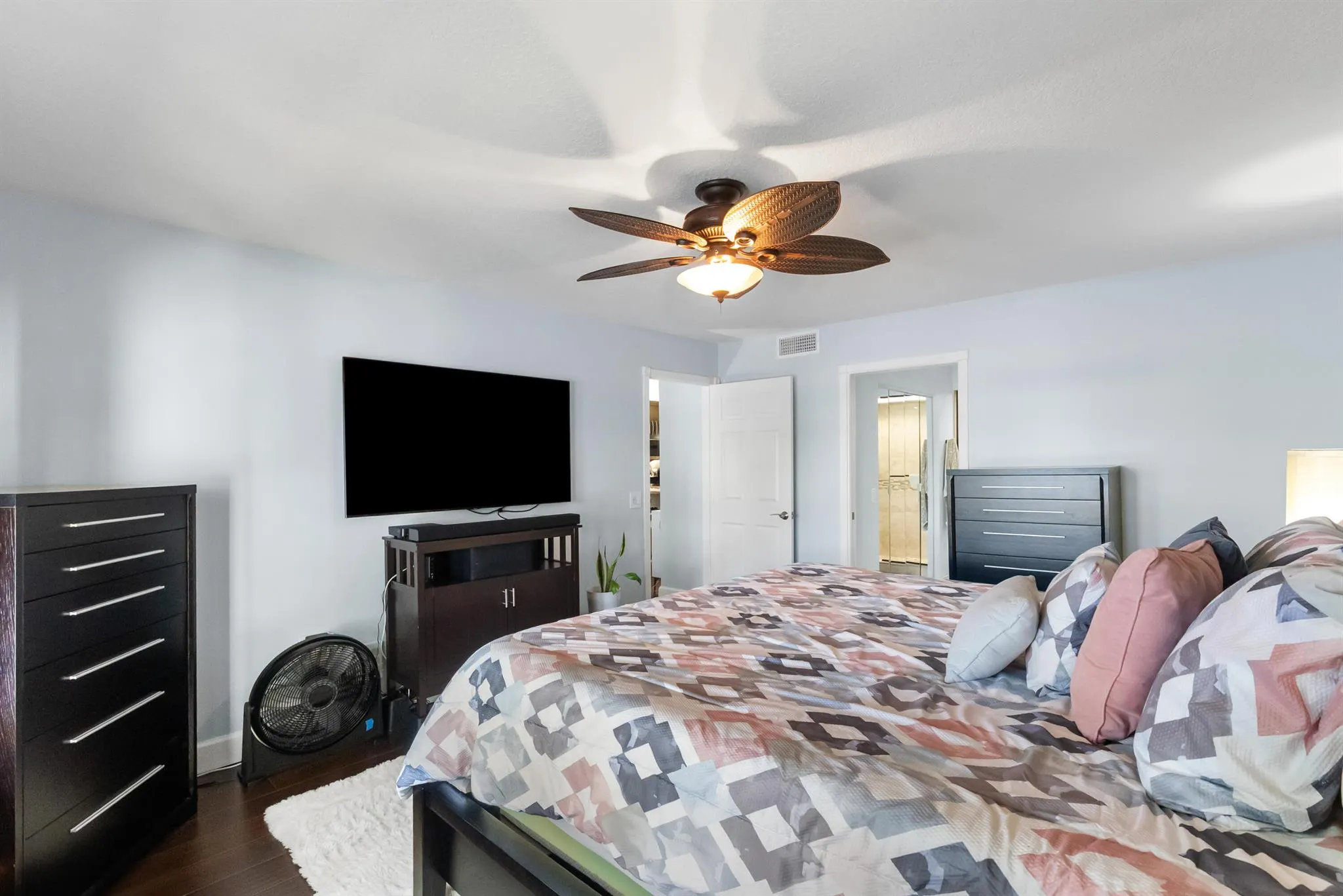 6944 Briarlake Circle, #205