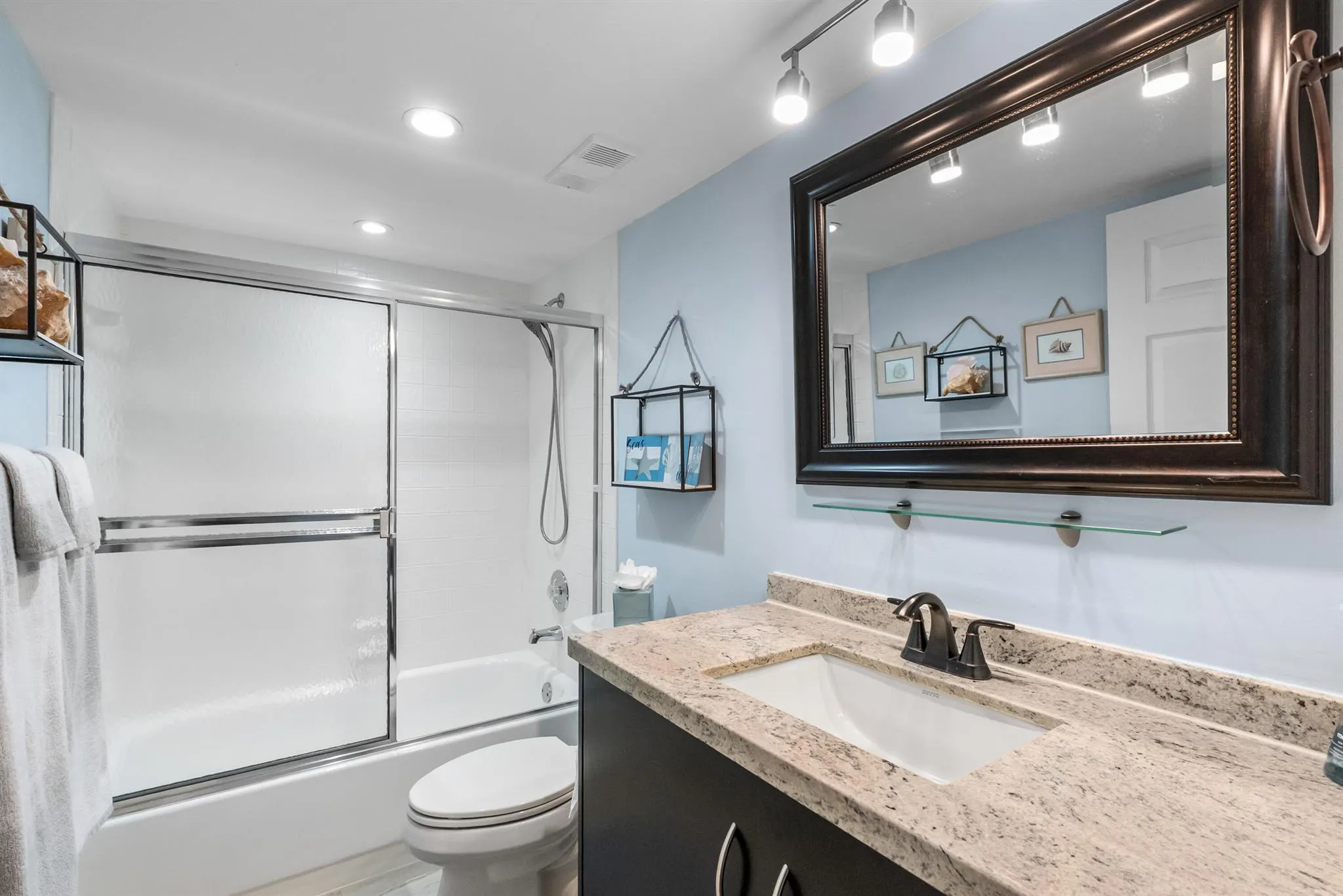 6944 Briarlake Circle, #205