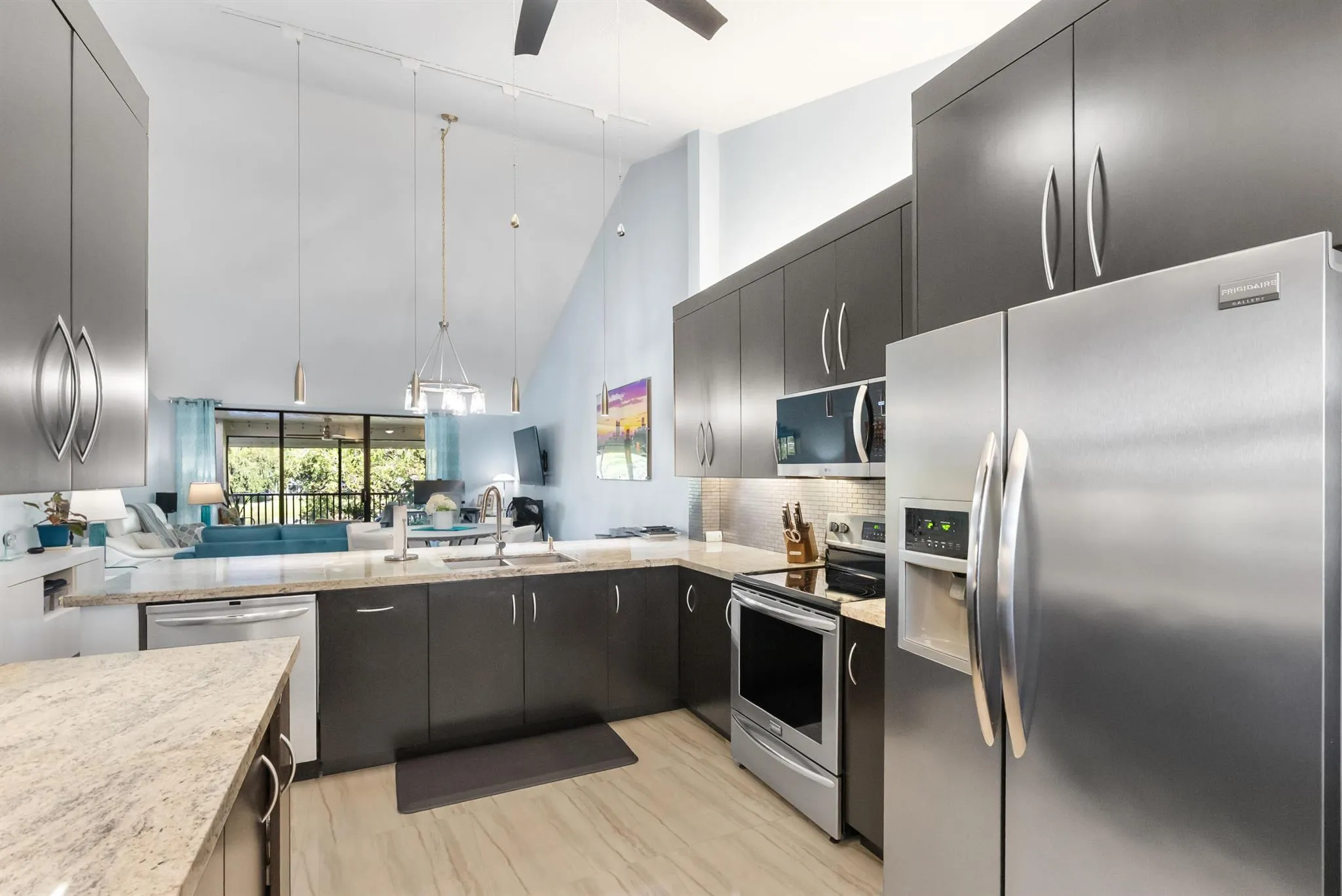 6944 Briarlake Circle, #205