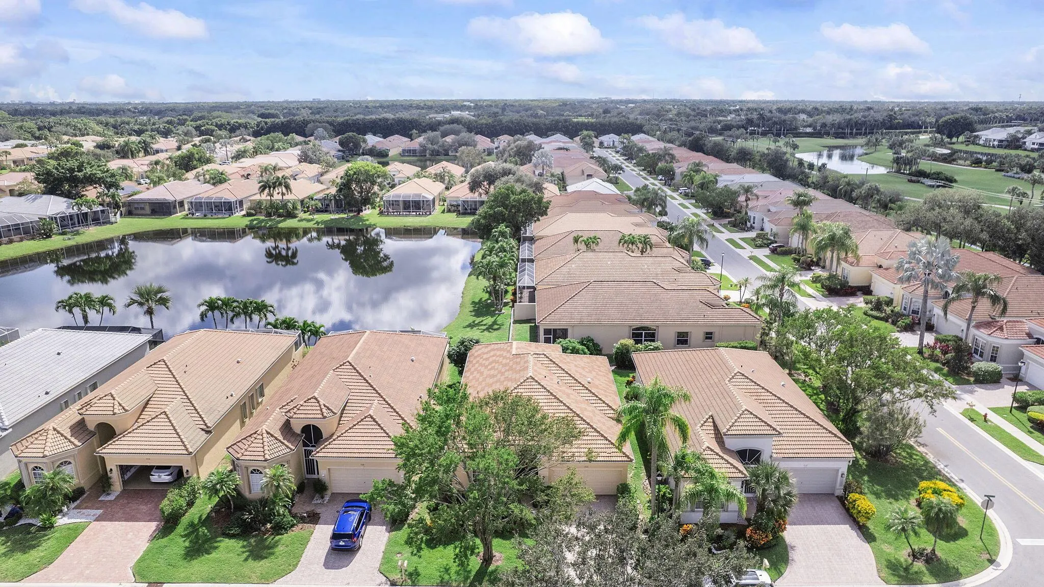 7112 Demedici Circle