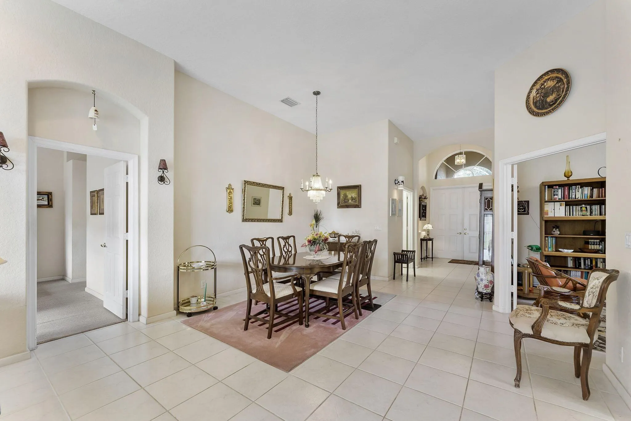 7112 Demedici Circle