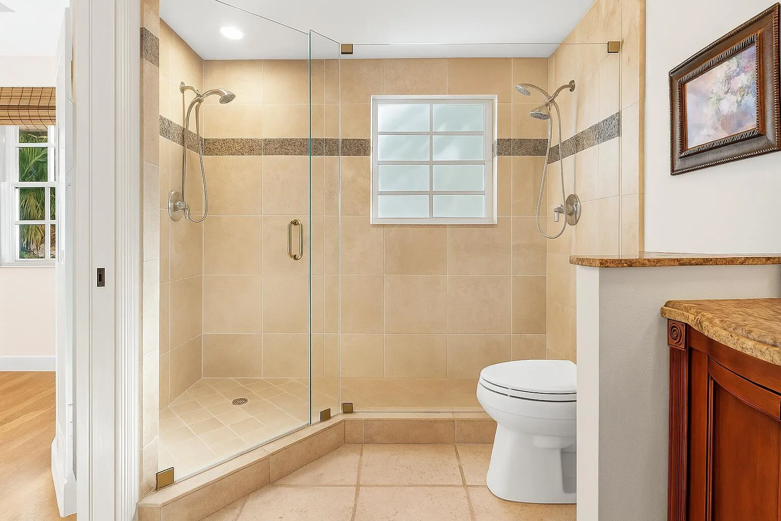 1998 NE 7th Street, #101