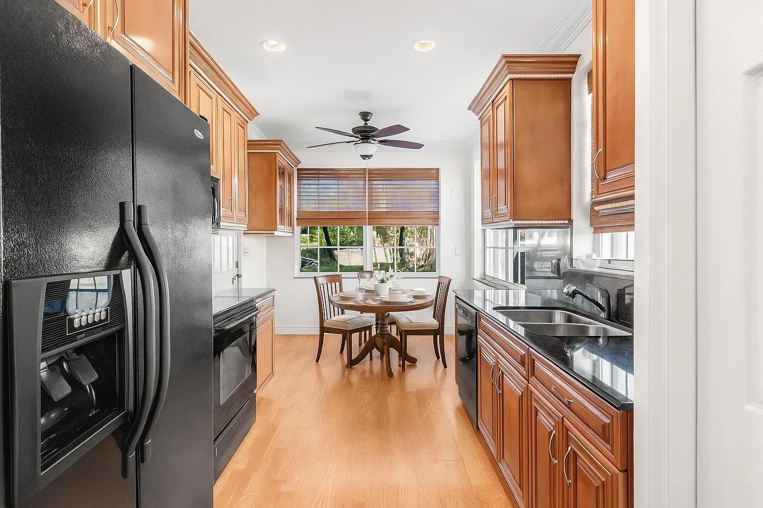 1998 NE 7th Street, #101