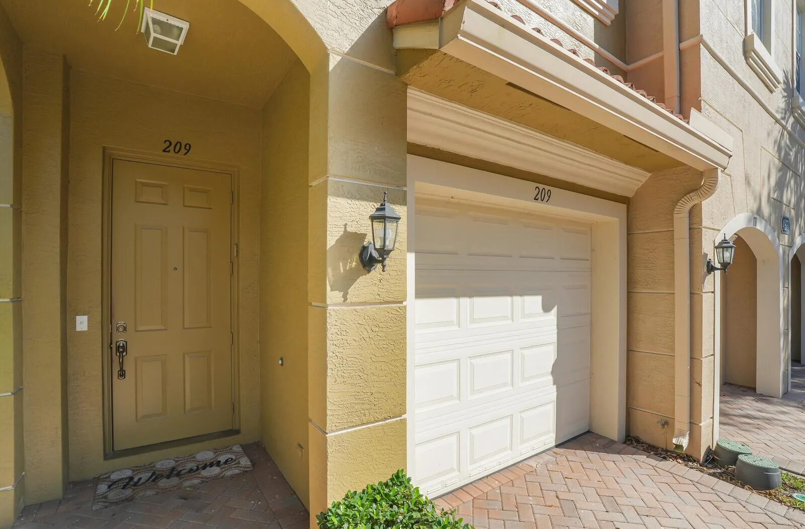 4971 Bonsai Circle, #209