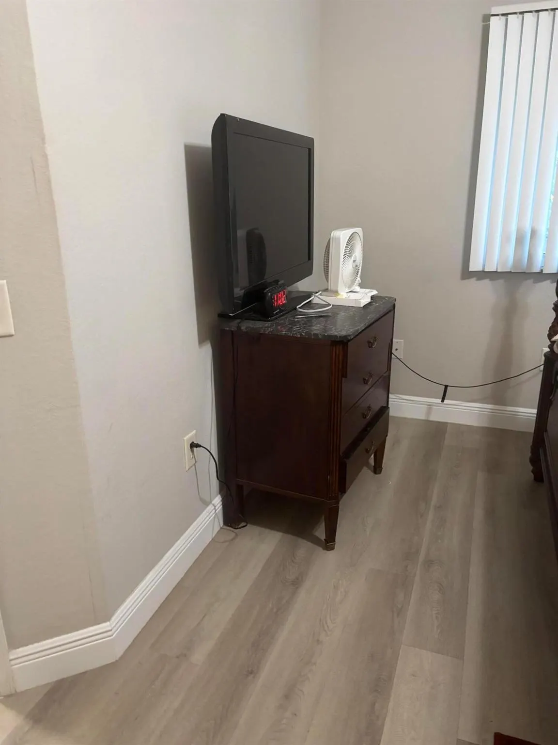 350 Crestwood Circle, #106