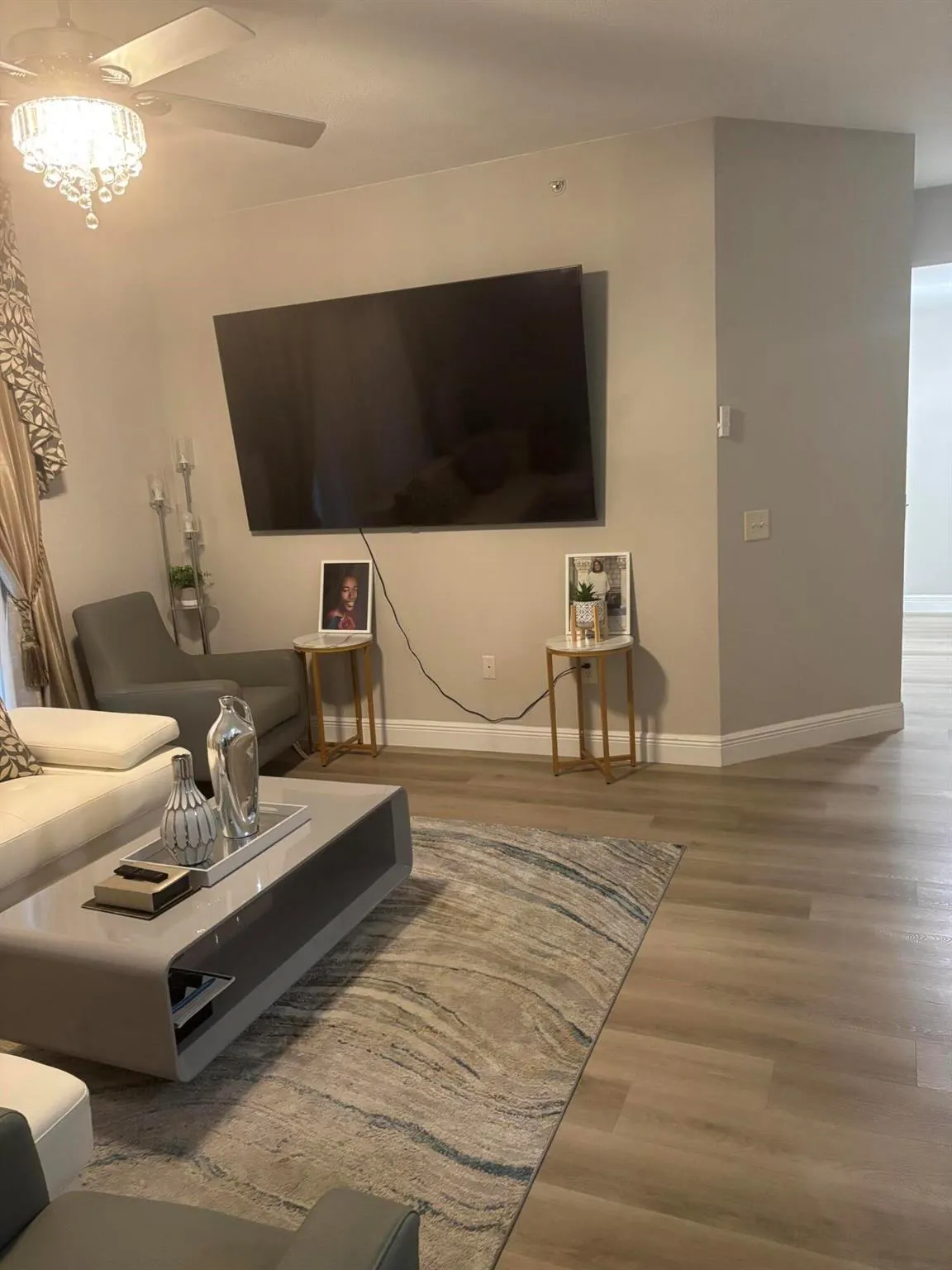 350 Crestwood Circle, #106