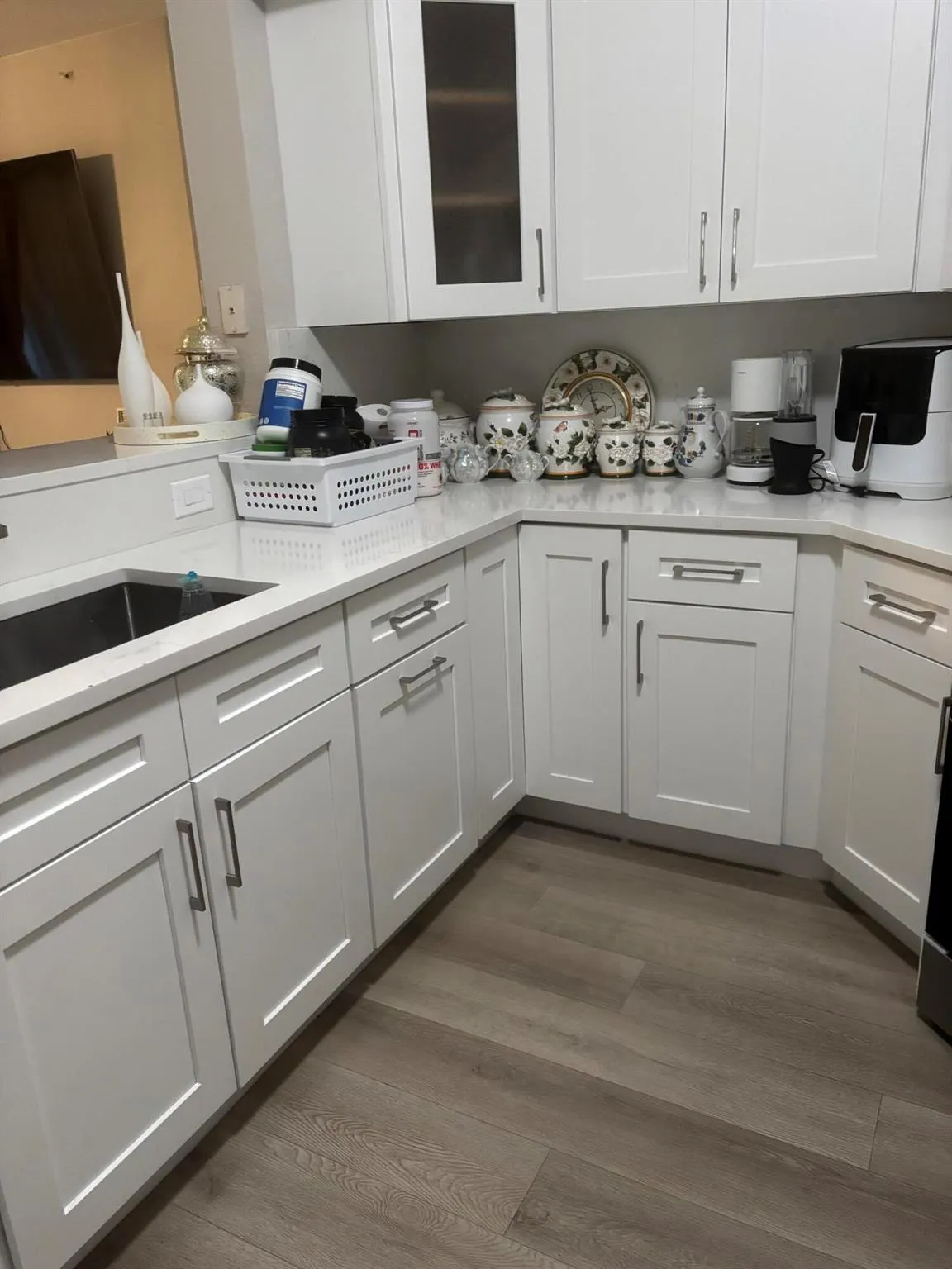 350 Crestwood Circle, #106