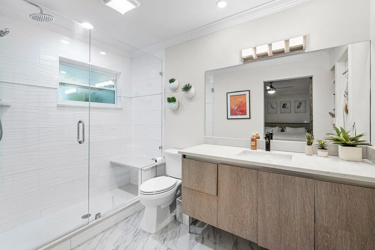 810 High Point Drive W, #C