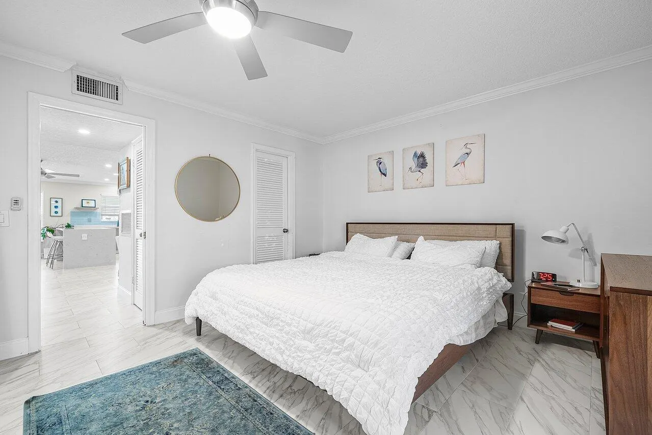 810 High Point Drive W, #C