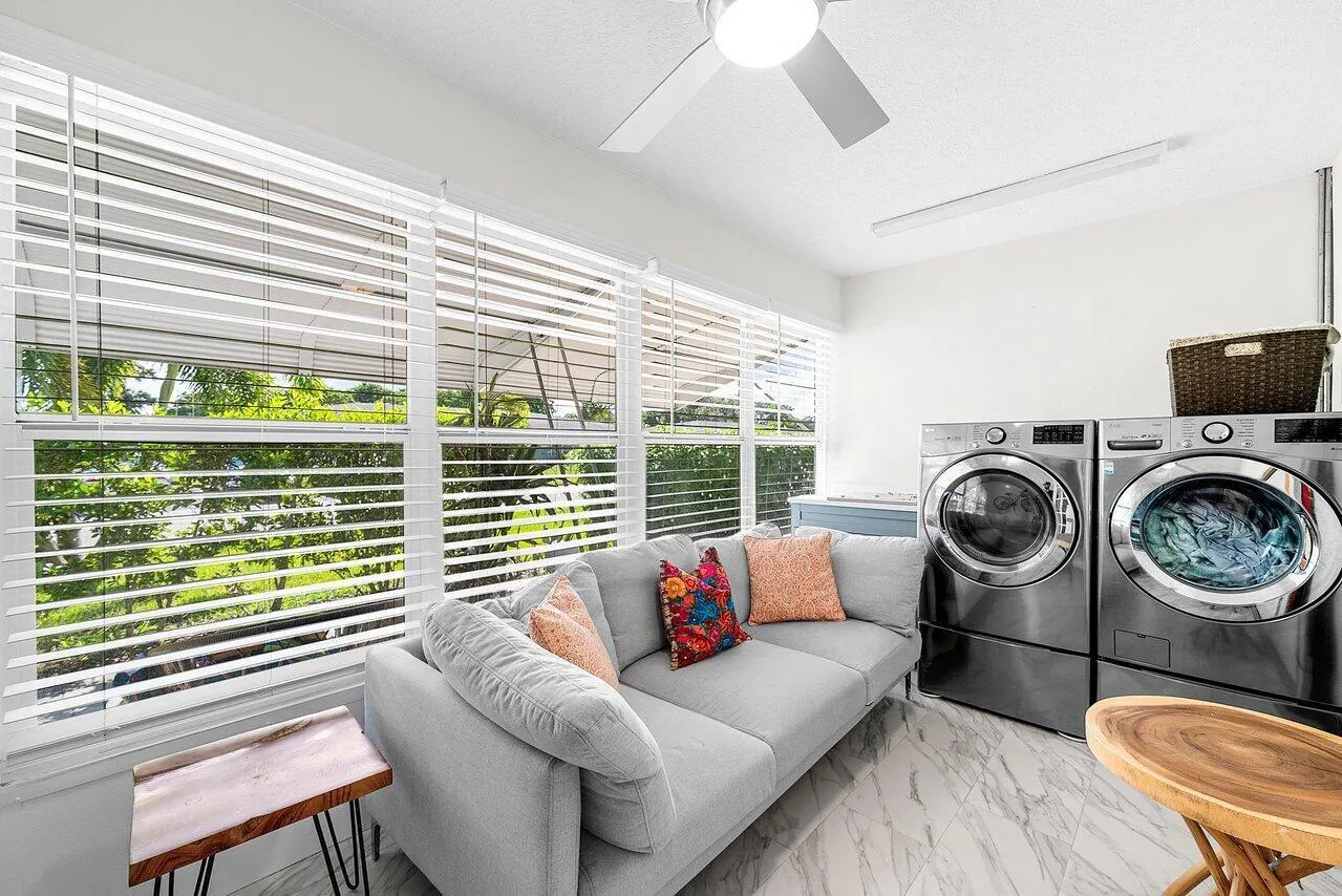 810 High Point Drive W, #C